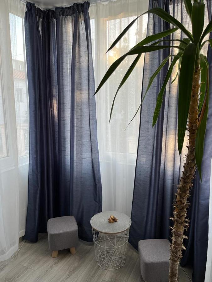 Miha'S Apartament Sulina Eksteriør billede