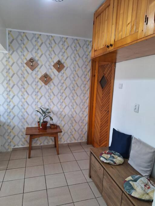 Miha'S Apartament Sulina Eksteriør billede